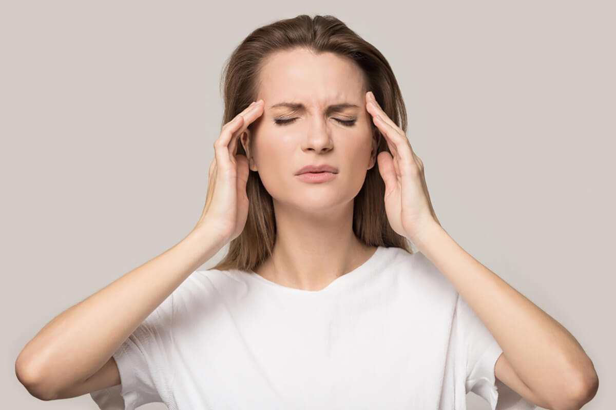 Migrena poate fi tratată prin masaj