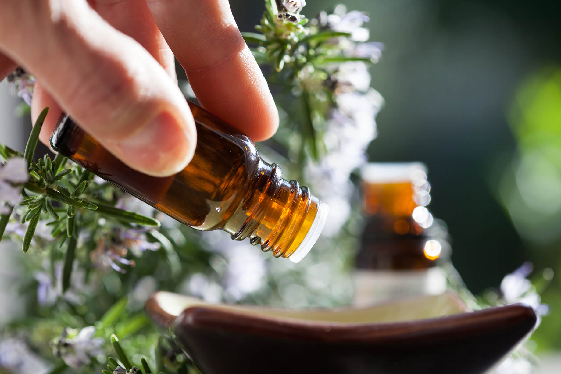 Cum să-ți faci propriul ulei de masaj - imagine