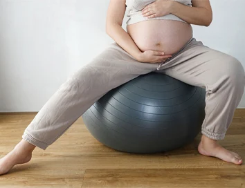 Fizioterapia în pregătirea pentru naștere: cum să folosim mișcarea pentru a facilita procesul?