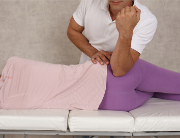 Nu săriți peste mușchii fesieri în timpul masajului